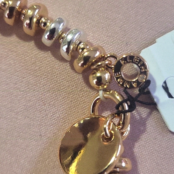 Bracelet - Picture 2 of 2